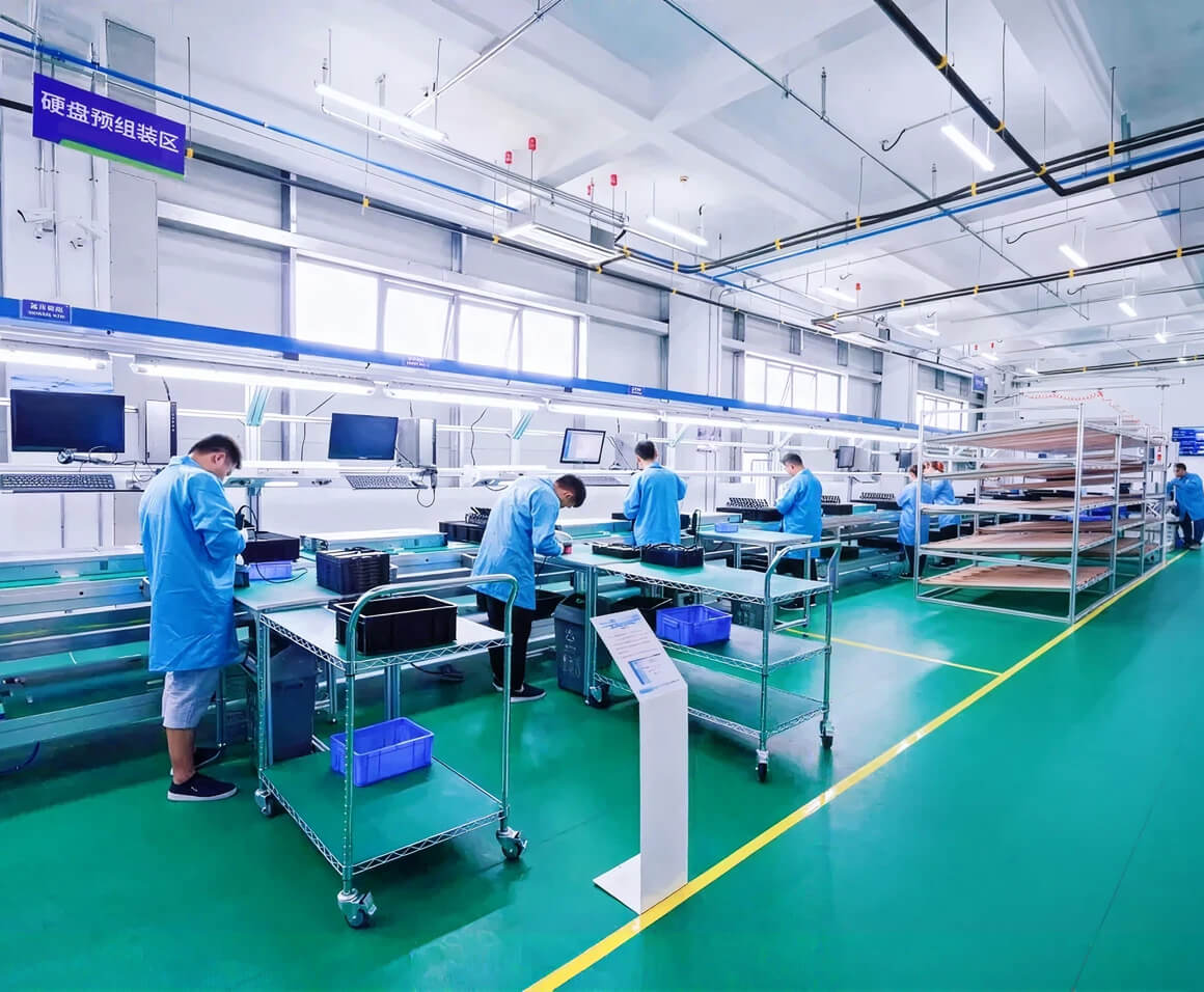 Technicians working at Tencent Green Recycling Center